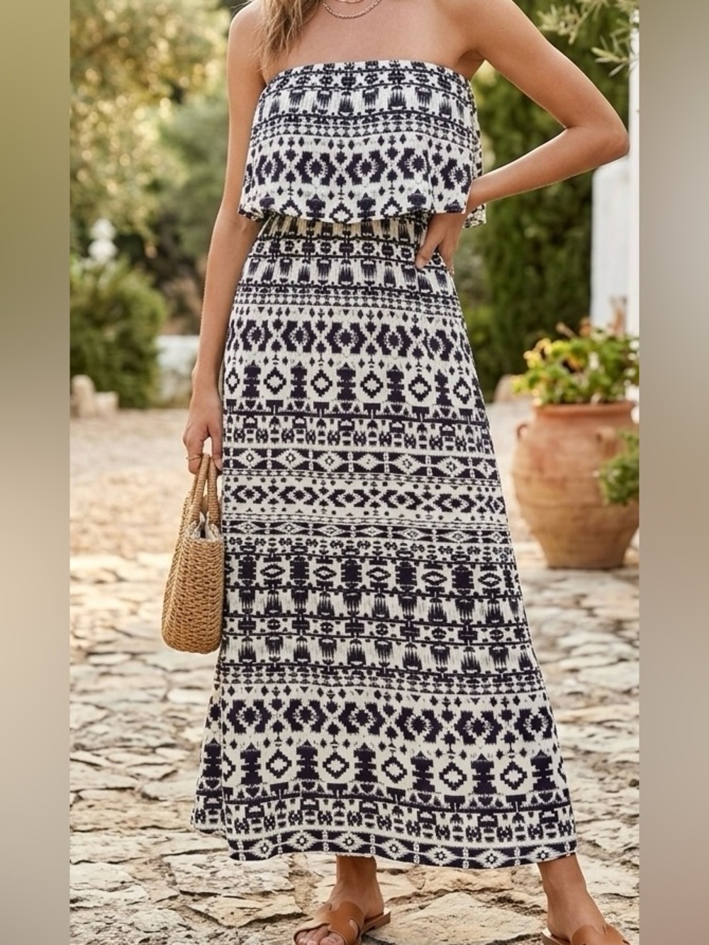 Charming Charlie Geometric Strapless Maxi Dress
Size Small